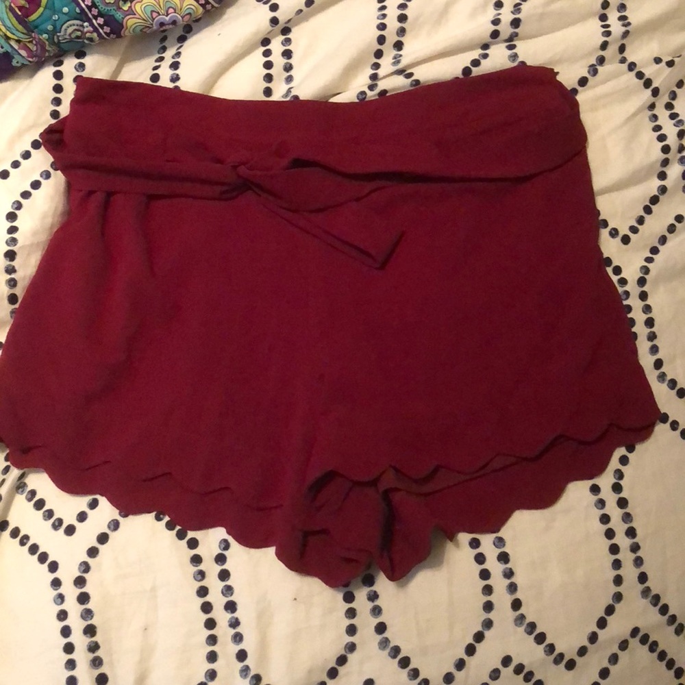 Shorts - Picture 2 of 4